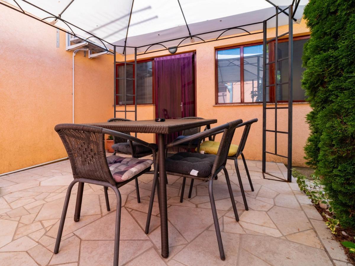 Apartmani Arijana Medulin Exterior foto